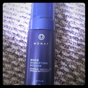 MONAT Mousse